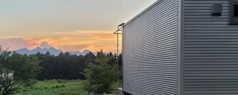 畑の風呂小屋